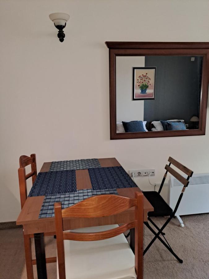 Annett Apartments At Emerald Hotel Банско Екстериор снимка